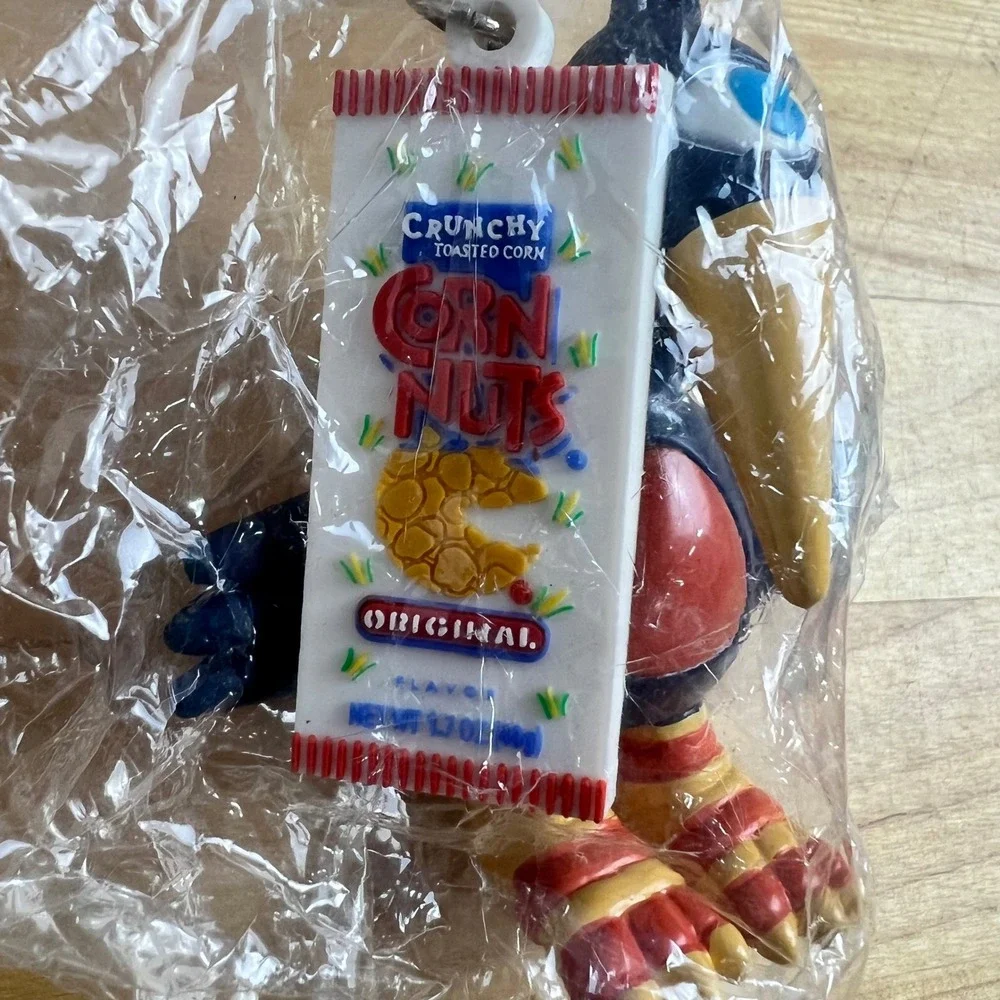Vintage CornNuts Keychain Winky Crow Bird Figure Promotional Mascot Weird‎ World